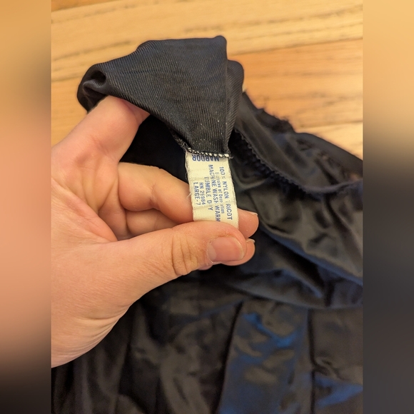 ☃️FLASH SALE☃️Vintage Black Silk Women's Slips And Accessories - Picture 3 of 10